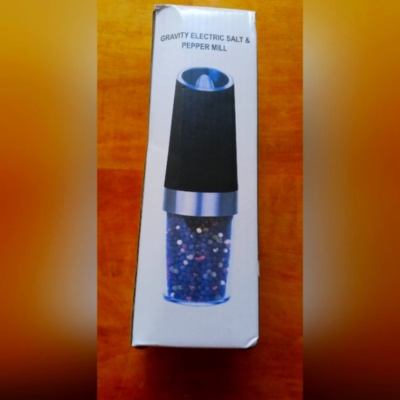 Other - Gravity Electric Salt & Pepper Mill - Black